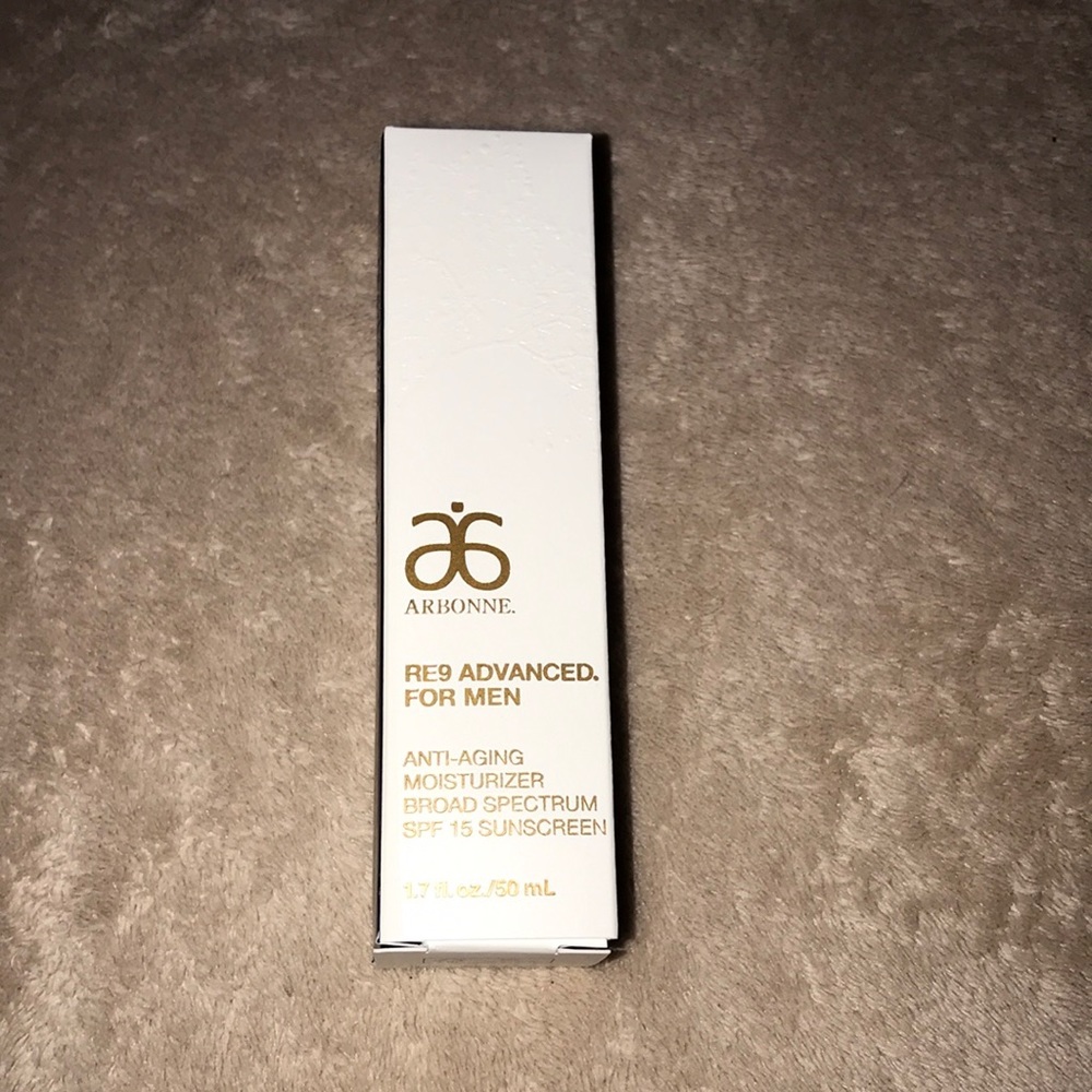 RE9 Advanced for Men Anti-Aging Moisturizer broad spectrum SPF 15 sunscreen